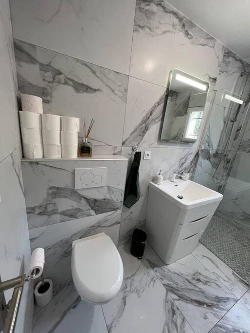 Bel Appartement Avec Parking Cabannes Extérieur photo